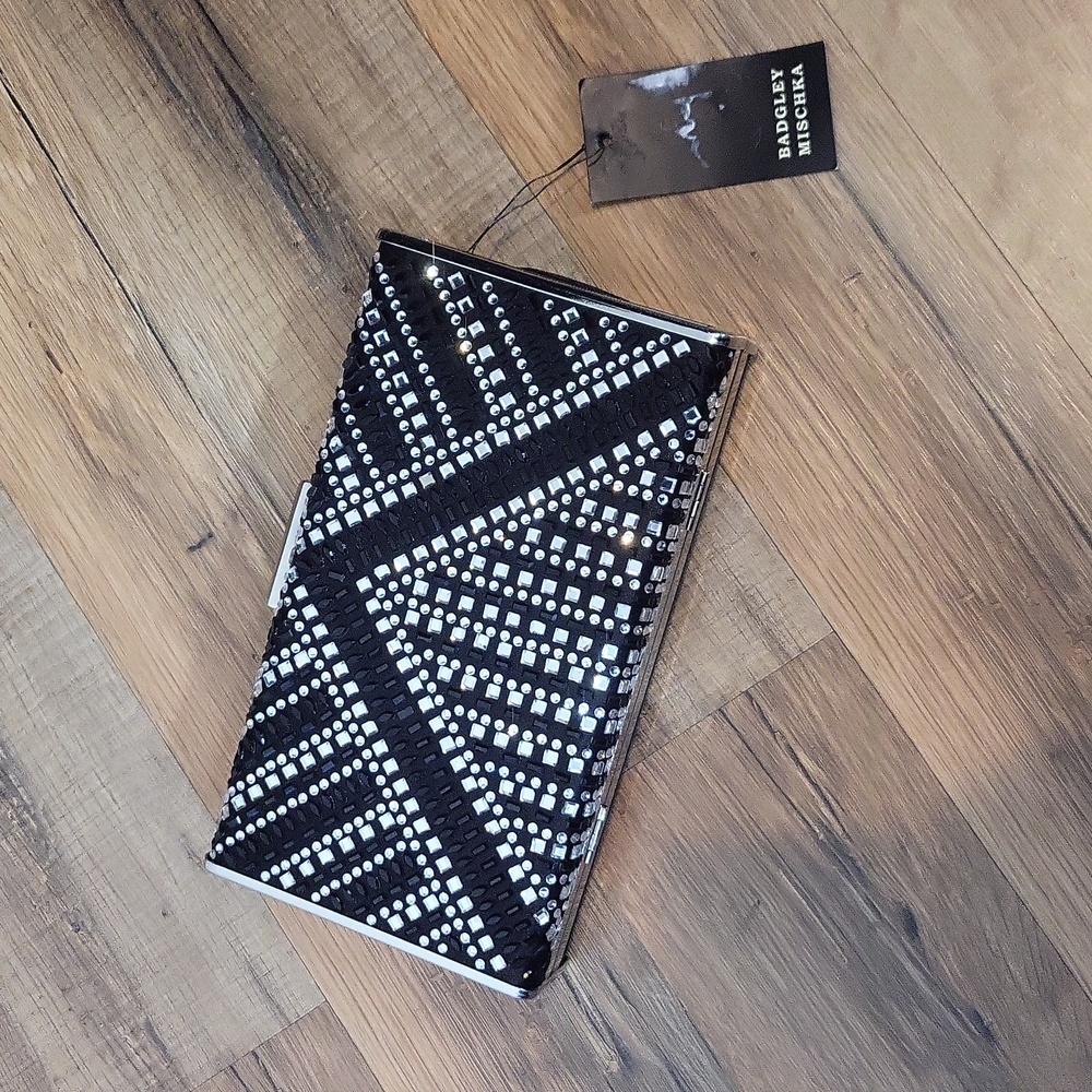 BADGLEY MISCHKA Black Silver Crystal Art Deco Chain Crossbody Hardcase Clutch